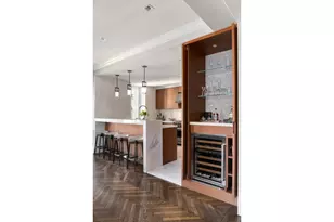 21 E 66th St, New York City, NY 10065 - Photo 8