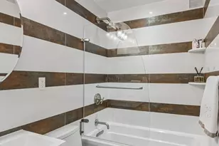 61 W 62nd St, New York City, NY 10023 - Photo 38