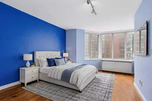 61 W 62nd St, New York City, NY 10023 - Photo 36