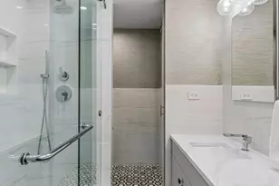 61 W 62nd St, New York City, NY 10023 - Photo 34