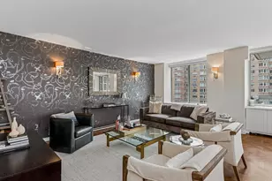 61 W 62nd St, New York City, NY 10023 - Photo 24