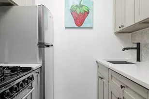 166 E 35th St, New York City, NY 10016 - Photo 12
