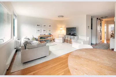 133 Barrow Street #4B, New York City, NY 10014 - Photo 2