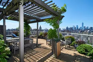 101 W 12th St, New York City, NY 10011 - Photo 20