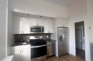 343 E 74th St, New York, NY 10021 - Photo 6