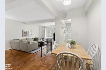 333 W 57th Street #502, New York, NY 10019 - Photo 4