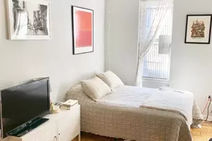 248 E 90th St, New York, NY 10128 - Photo 4