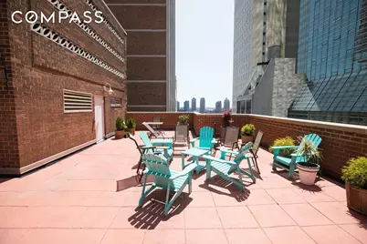 321 E 45th Street #9F, New York, NY 10017 - Photo 8