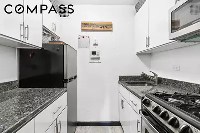 321 E 45th Street #9F, New York City, NY 10017 - Photo 4