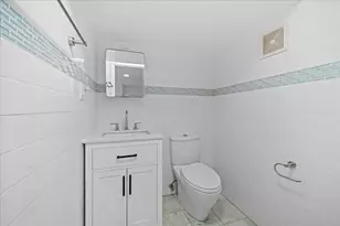 660 Dean St, New York City, NY 11238 - Photo 22