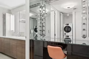 641 5th Ave, New York City, NY 10022 - Photo 8