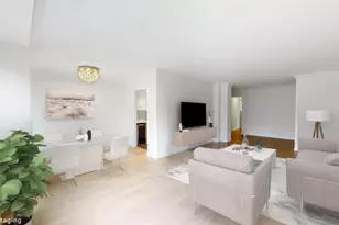 211 E 53rd St, New York City, NY 10022 - Photo 2