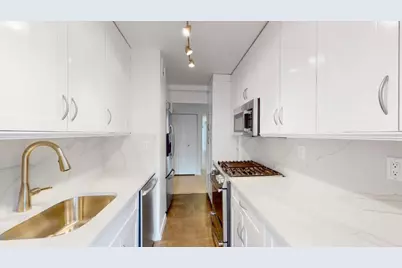 211 E 53rd Street #11D, New York City, NY 10022 - Photo 1