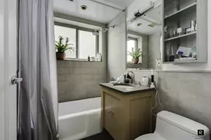 525 E 11th St, New York City, NY 10009 - Photo 10