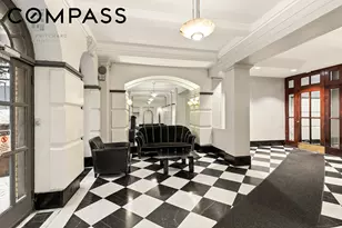 212 E 48th St, New York City, NY 10017 - Photo 10