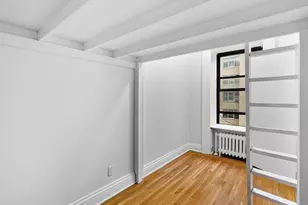 145 E 61st St, New York City, NY 10065 - Photo 6