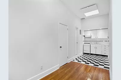 145 E 61st Street #4A, New York City, NY 10065 - Photo 2