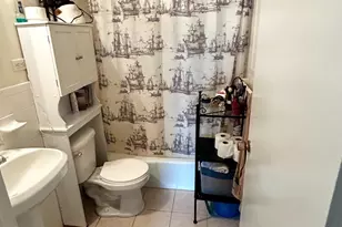 329 W 88th St, New York, NY 10024 - Photo 2