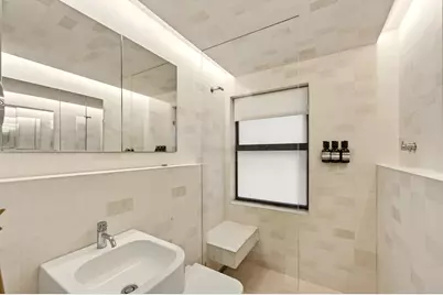 235 E 49th Street #6E, New York, NY 10017 - Photo 10