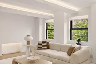 235 E 49th St, New York, NY 10017 - Photo 4