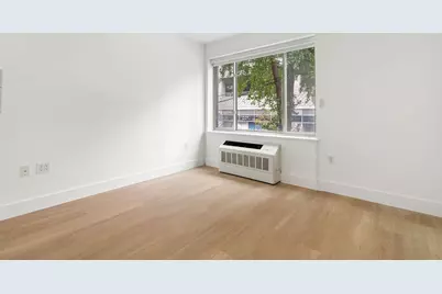 47-05 5th Street #102, Long Island City, NY 11101 - Photo 8