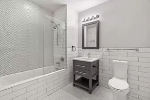 47-05 5th St, Long Island City, NY 11101 - Photo 18