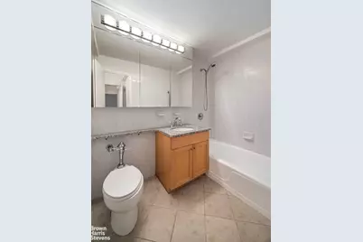200 E 57th Street #7K, New York City, NY 10022 - Photo 12