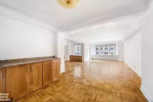 200 E 57th St, New York City, NY 10022 - Photo 8