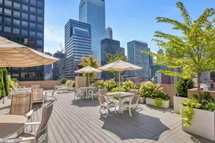 200 E 57th St, New York City, NY 10022 - Photo 14