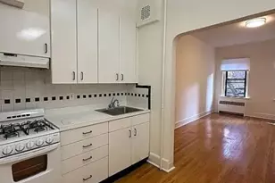 172 E 91st St, New York, NY 10128 - Photo 2