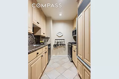 250 Mercer Street #B1502, New York City, NY 10012 - Photo 4