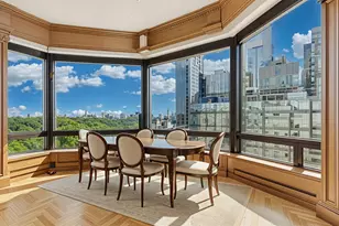 301 W 57th St, New York City, NY 10019 - Photo 4