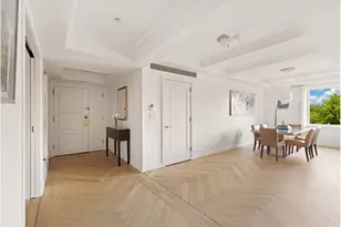 160 Central Park S, New York, NY 10019 - Photo 6