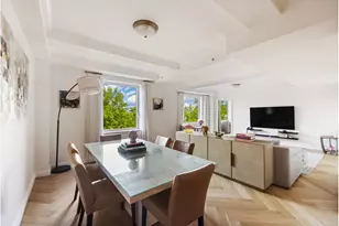 160 Central Park S, New York, NY 10019 - Photo 2