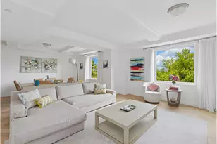 160 Central Park S, New York City, NY 10019 - Photo 1