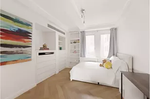 160 Central Park S, New York, NY 10019 - Photo 12