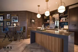 36-20 Steinway St, New York City, NY 11101 - Photo 8