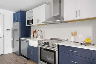 540 Graham Ave, Brooklyn, NY 11222 - Photo 2