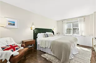 201 E 37th St, New York City, NY 10016 - Photo 6