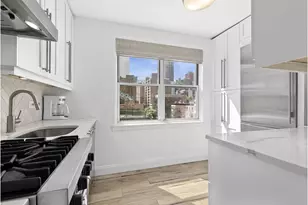 201 E 37th St, New York City, NY 10016 - Photo 4