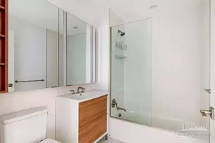 77 Commercial St, New York City, NY 11222 - Photo 8