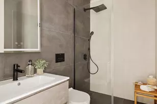 17 Dodworth St, New York City, NY 11221 - Photo 4