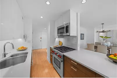 1050 5th Avenue #2E, New York City, NY 10028 - Photo 6