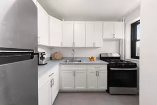 205 Clinton Ave, Brooklyn, NY 11205 - Photo 4