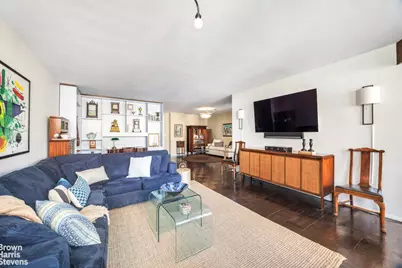 176 E 71st Street #12C, New York City, NY 10021 - Photo 2