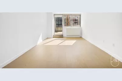 561 10th Avenue #8E, New York City, NY 10036 - Photo 4