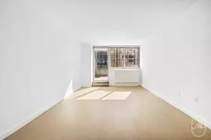 561 10th Ave, New York, NY 10036 - Photo 4