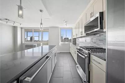 118-17 Union Turnpike #21K, Forest Hills, NY 11375 - Photo 4