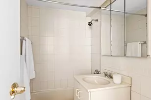 69 W 9th St, New York, NY 10011 - Photo 8