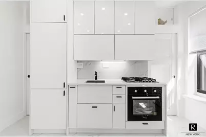4-6 W 105th Street #6, New York City, NY 10025 - Photo 2